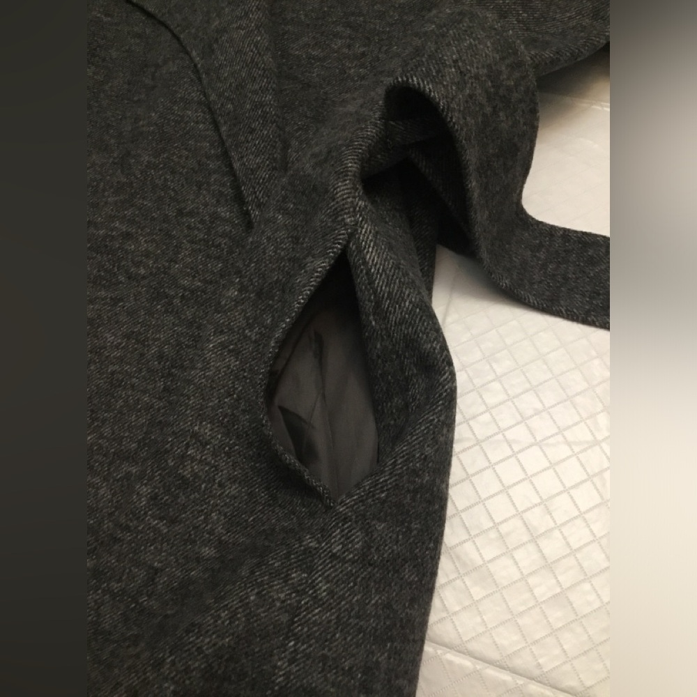 TAHARI Gray Open Front Belted Coat - Picture 9 of 14